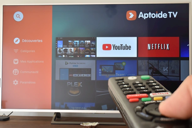 Écran principal Aptoide sur une Smart TV
