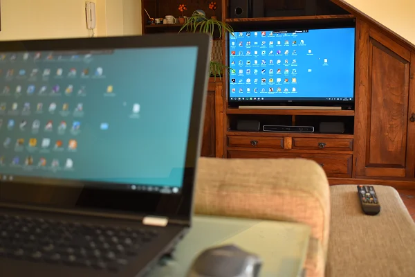 Dupliquer un écran PC sur une TV sans fil : les 7 meilleures méthodes