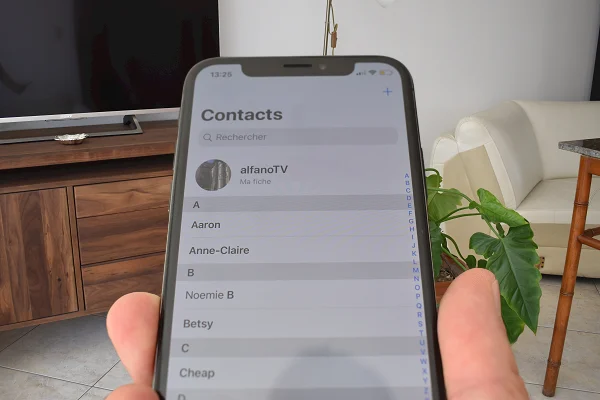 Liste des contacts sur un smartphone